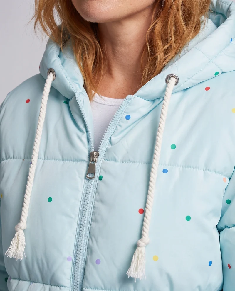 Damen nicht gesteppte oversized Pufferjacke mit bunten Punkt-Applikationen und Kapuze