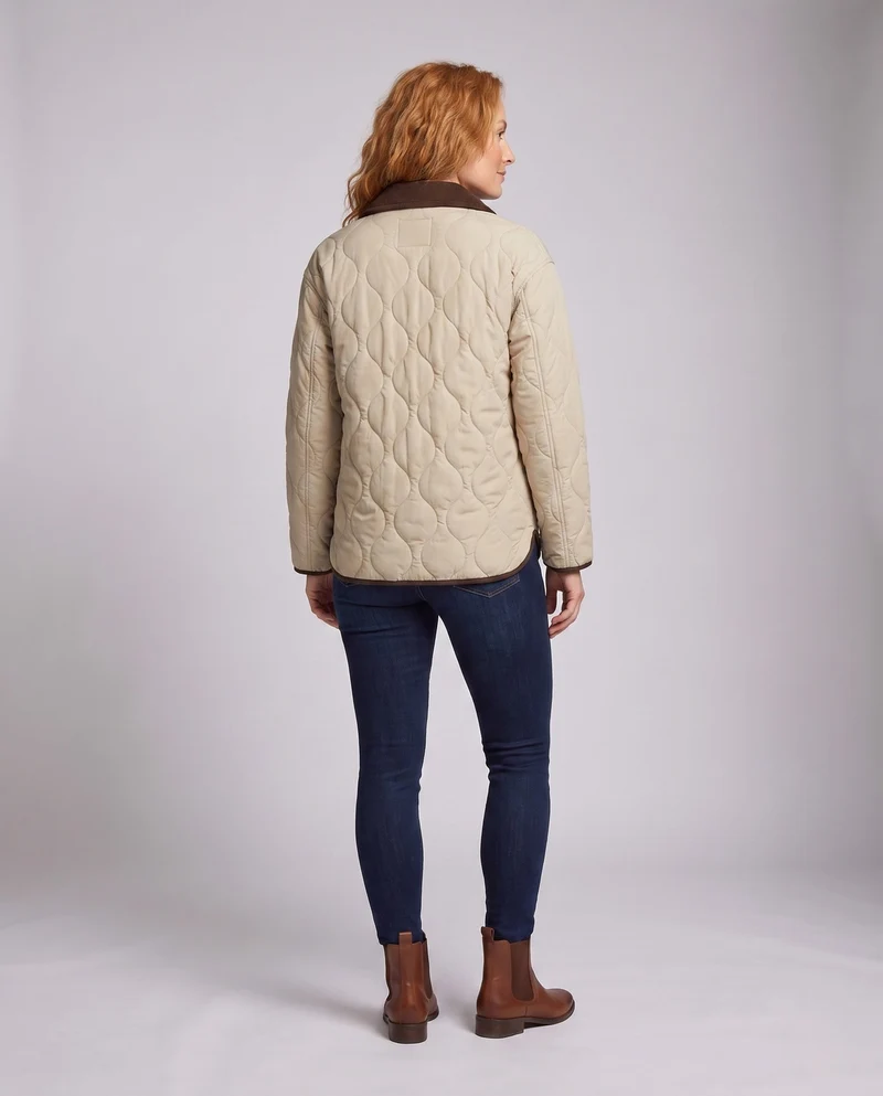 Damen nicht-gefütterte oversized gesteppte Jacke mit kontrastierenden Besätzen, großen Knöpfen und aufgesetzten Taschen