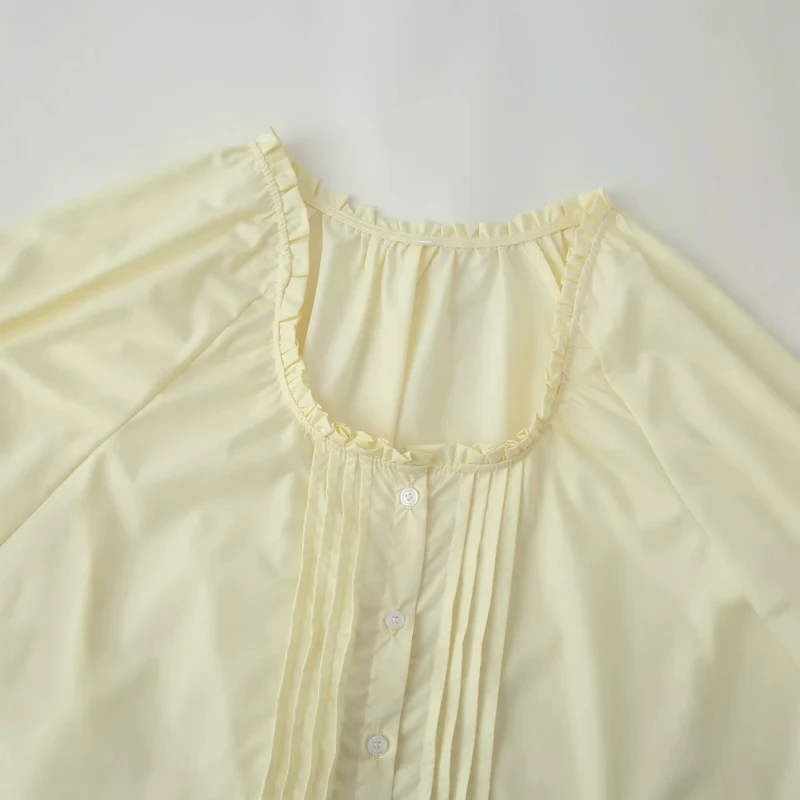 Damen Schlichte Chiffonbluse mit Rüschensaum, kurzen Ärmeln und Biesen-Front Drune