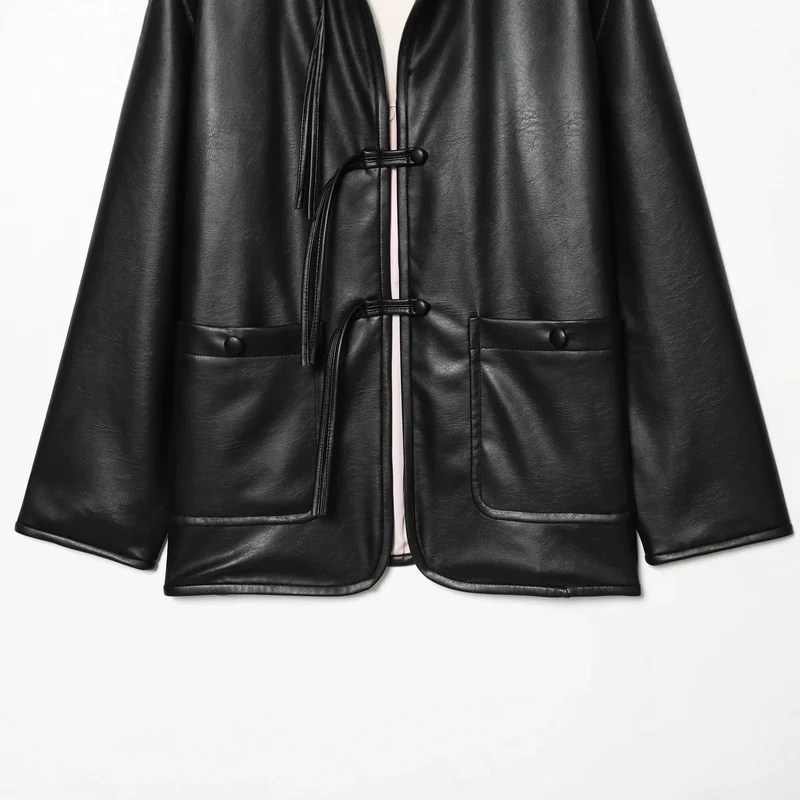 Damen Oversize Kunstlederjacke mit Kordel-Knotenverschluss und aufgesetzten Taschen Drune