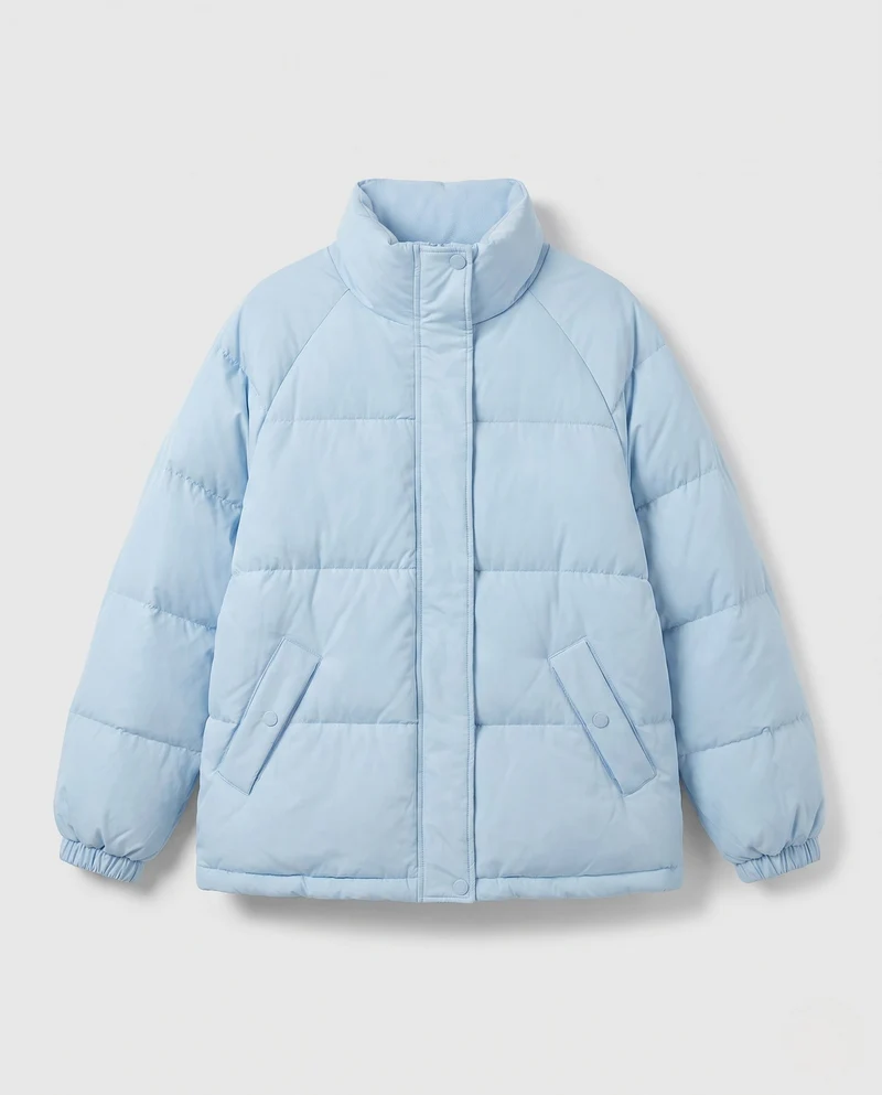 Damen kurze oversized gesteppte Jacke mit hochschließendem Kragen und verdeckter Druckknopfleiste