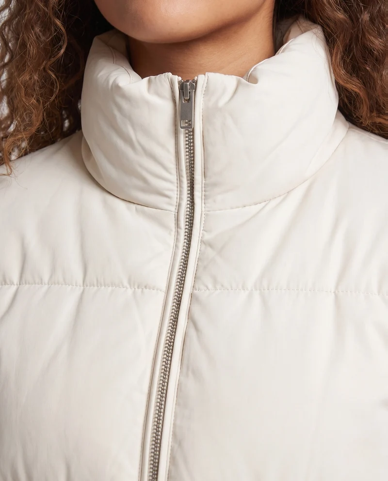 Damen nan kurze thermische Pufferjacke mit hohem Polokragen und internem Kordelzug