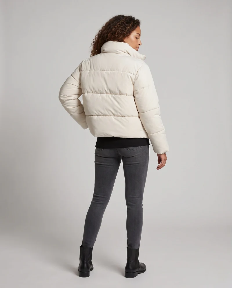 Damen nan kurze thermische Pufferjacke mit hohem Polokragen und internem Kordelzug
