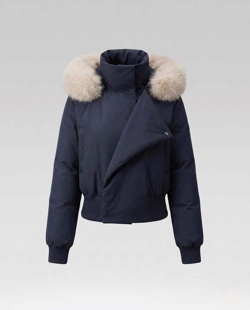 Damen kurze Thermo Boxy-Jacke mit hohem Schal-Kragen und abnehmbarem Kapuzenbesatz