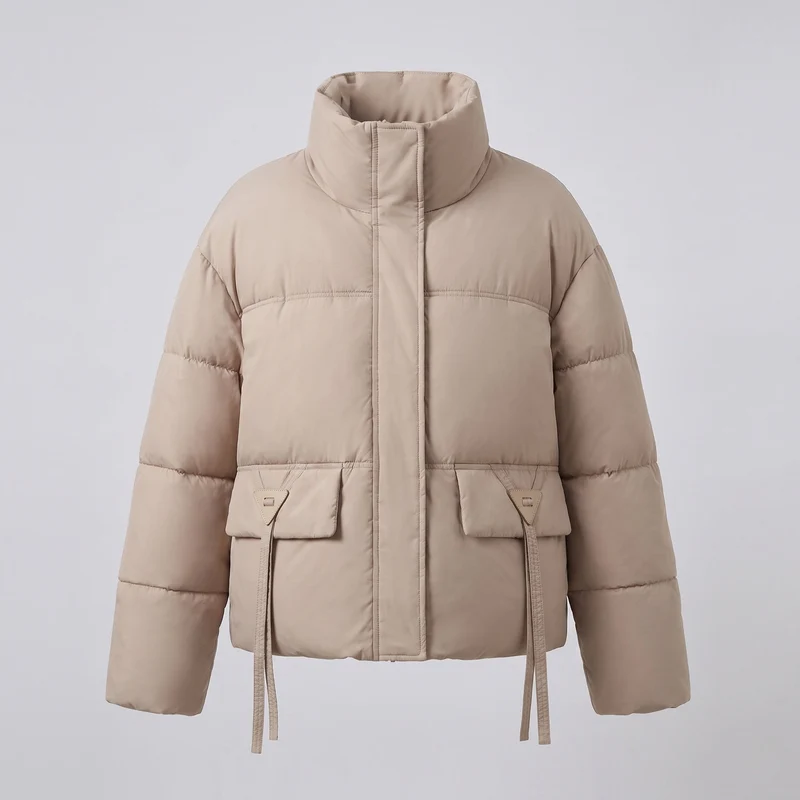 Damen kurz vegane boxy Pufferjacke mit asymmetrischen Klappenpatzentaschen und hohem Kragen