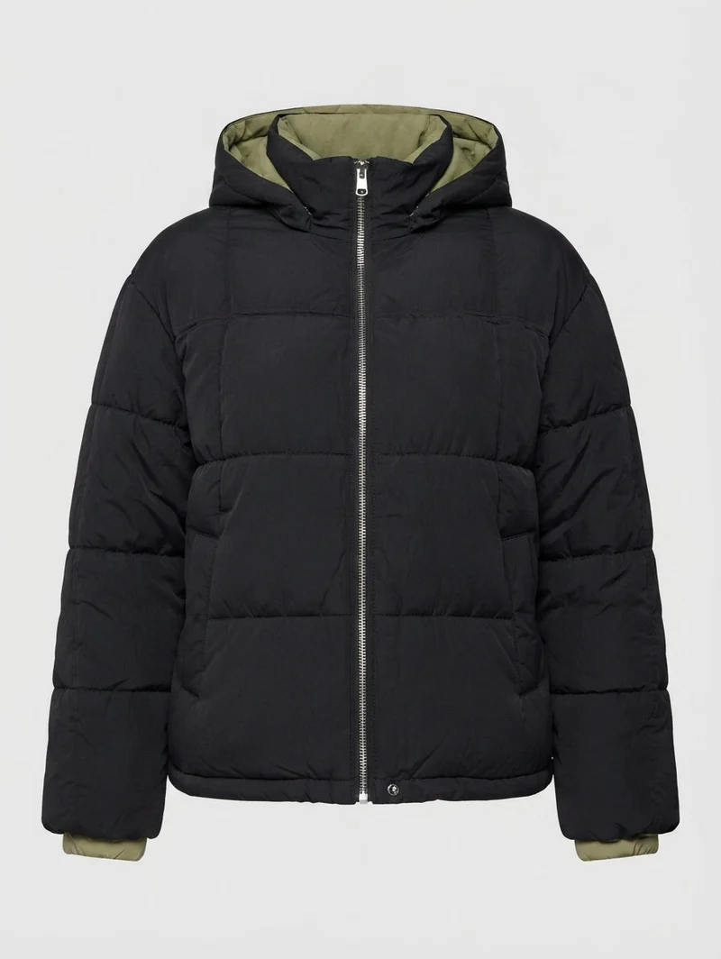Damen kurze gepolsterte Stadt-Pufferjacke mit kontrastierendem Innenbesatz, Kapuze und isolierender Klimadämmung