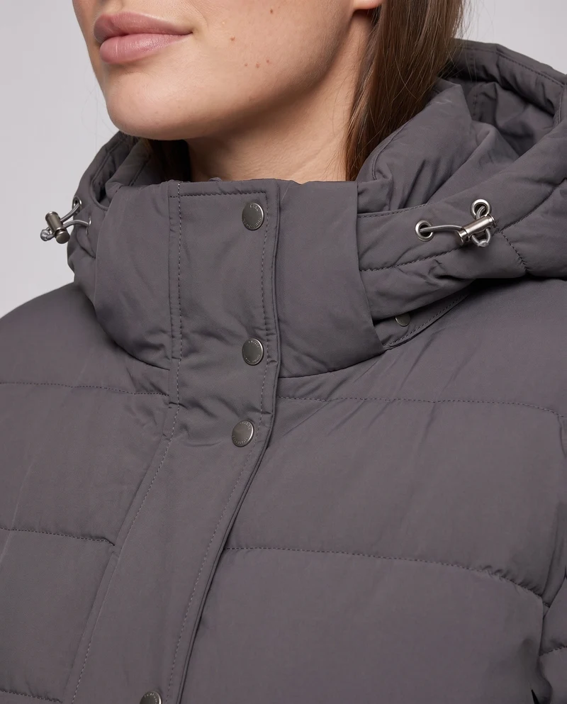 Damen kurze gepolsterte gesteppte Jacke mit hohem Stehkragen und winddichter Außenschale