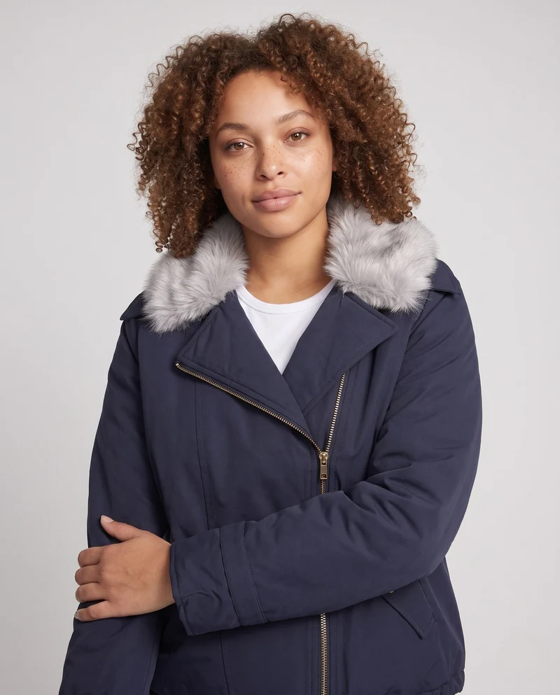 Damen kurze gepolsterte Winterjacke mit voluminösem Kunstfellkragen und winddichter Außenschale