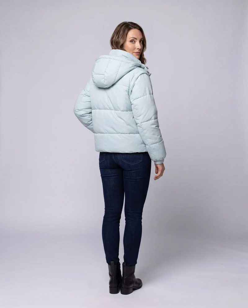 Damen kurze gesteppte boxy Pufferjacke mit Kapuze, verstellbarem Saum und elastischen Bündchen