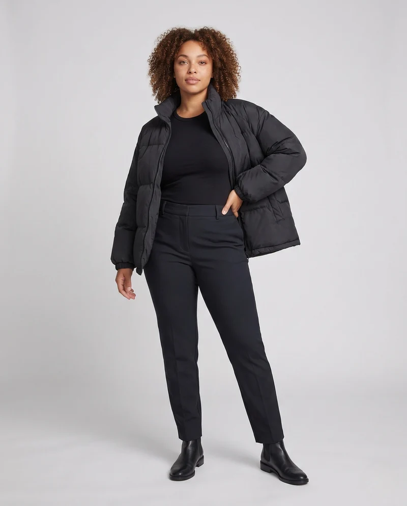 Damen kurze glänzende boxy Pufferjacke mit hohem Stehkragen und voluminösen Ärmeln