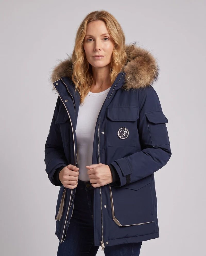 Damen Nano-Short Urban Thermal Parka im boxy Oversized-Schnitt mit abnehmbarem Kunstpelzbesatz und großen Klappentaschen