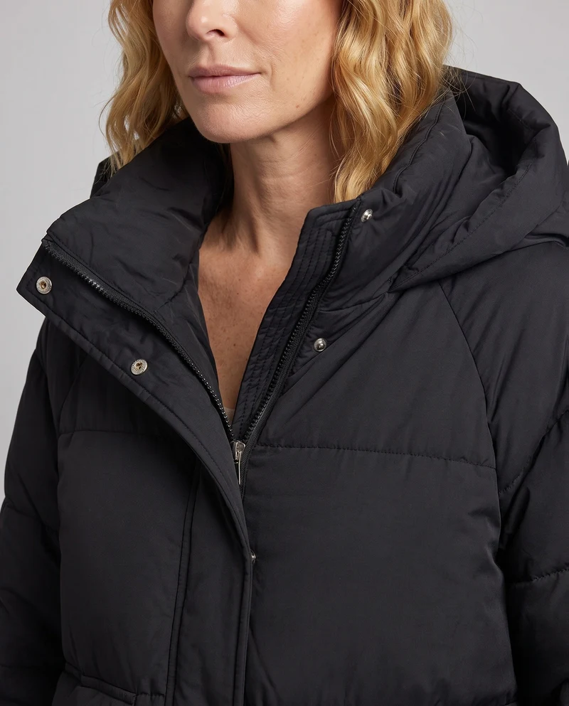 Damen nan kürzere voluminöse Pufferjacke mit überlappendem Stehkragen und großen Klappenpatchtaschen