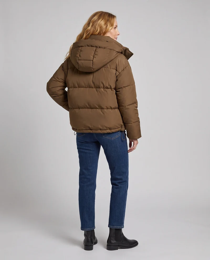Damen nan kürzere voluminöse Pufferjacke mit überlappendem Stehkragen und großen Klappenpatchtaschen