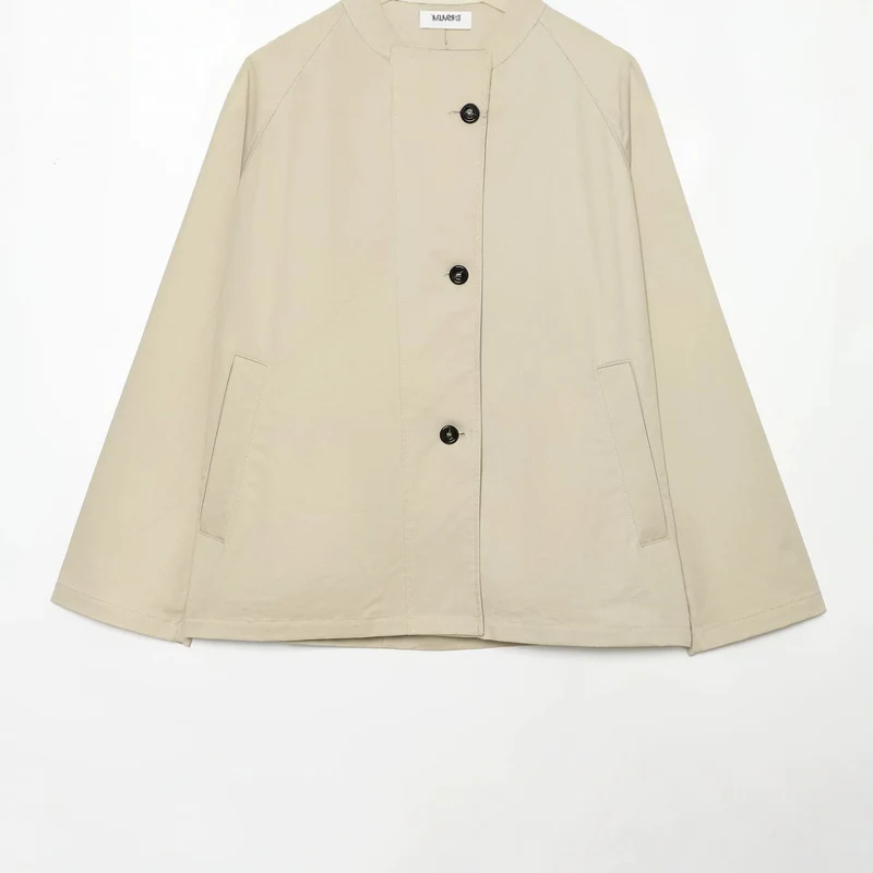 Damen Kurze A‑Linien Übergangsjacke mit hohem Stehkragen und Raglanärmeln Drune