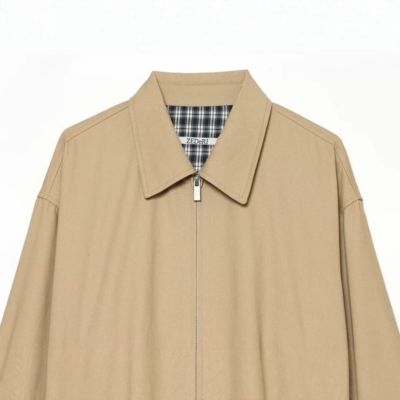 Damen Kurzblouson mit Reißverschluss, elastischem Saum und kariertem Innenfutter Drune