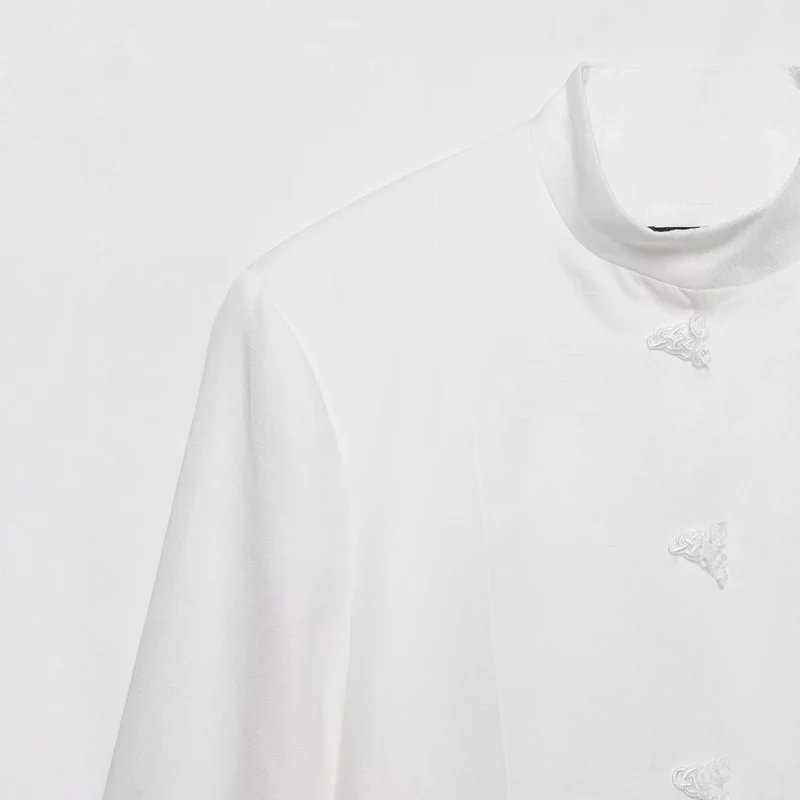 Damen Kurzjacke mit Mandarinkragen und dekorativen Zierknotenverschlüssen Drune