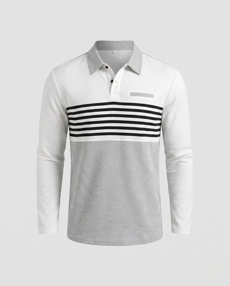 Herren Langarm-Polo mit Waffelstruktur, Kontraststreifen und Brusttasche.
