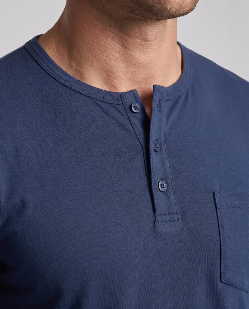 Herren Langarm-Henley-Shirt mit Brusttasche aus Baumwoll-Jersey