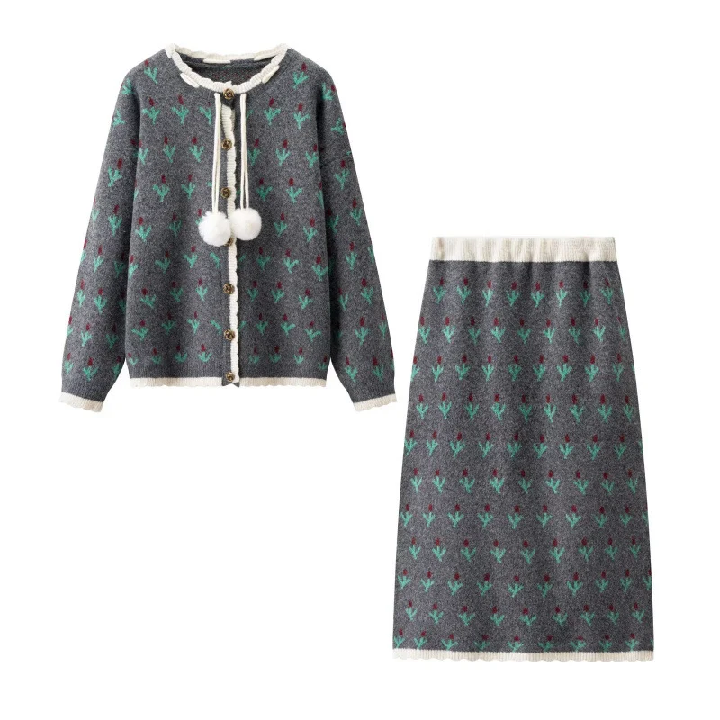 Damen Zweiteiliges Strickset mit gemustertem Cardigan, Pomponbändern und Midirock Drune