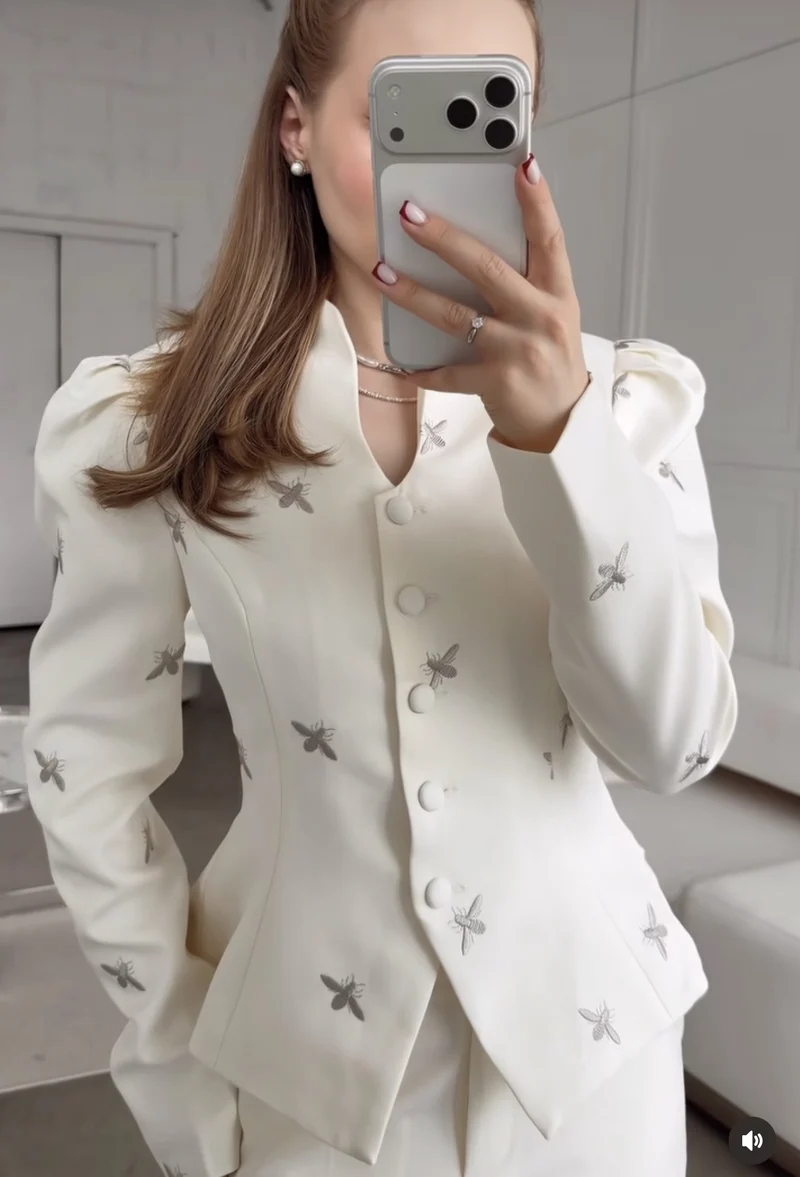 Damen Taillierter Peplum‑Blazer mit geschwungenem Stehkragen und Puffschulter‑Details Drune