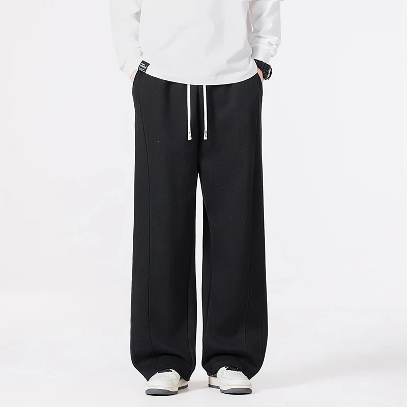Herren Freizeit-Jogginghose im Oversize-Schnitt mit elastischem Kordelbund & markanter Seitennaht Drune