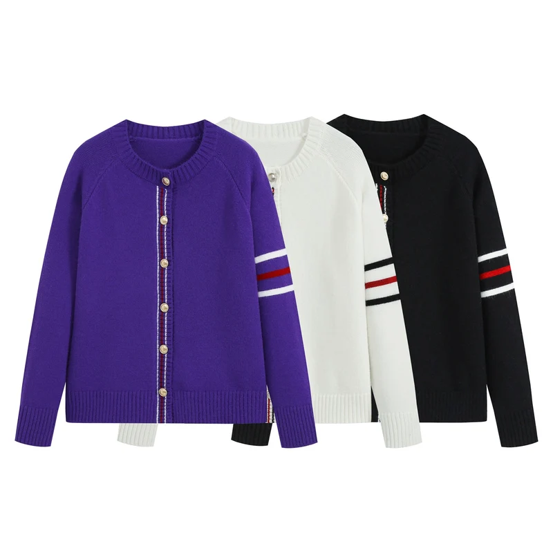 Damen Lässiger Rippstrick‑Cardigan mit Goldknöpfen und sportiven Ärmelstreifen Drune