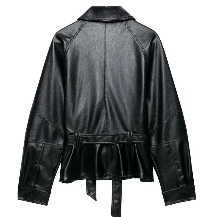 Damen Kurzjacke aus veganem Leder mit Taillengürtel und überschnittenen Schultern Drune