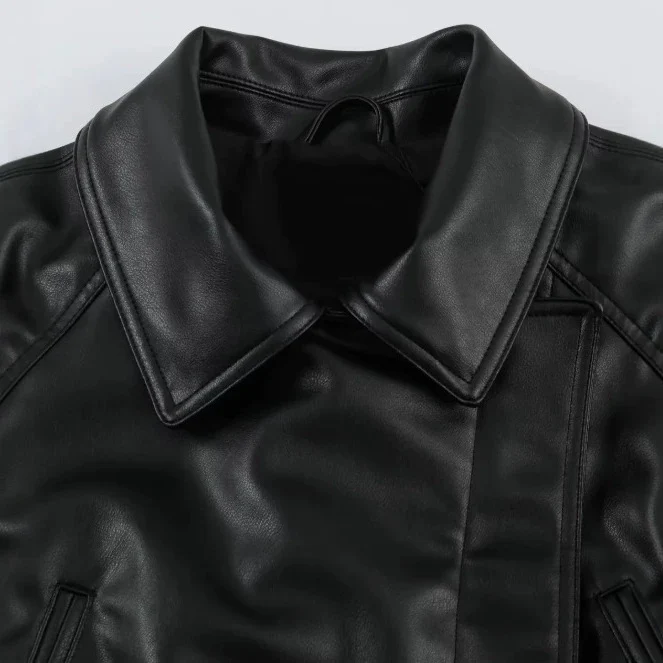 Damen Kurzjacke aus veganem Leder mit Taillengürtel und überschnittenen Schultern Drune