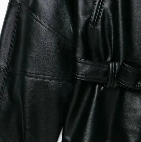 Damen Kurzjacke aus veganem Leder mit Taillengürtel und überschnittenen Schultern Drune