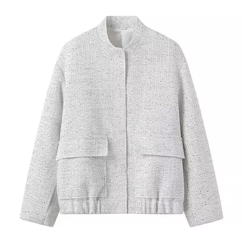 Damen 400+ Bouclé Kurzjacke mit Stehkragen, Pattentaschen und taillierendem Saum Drune