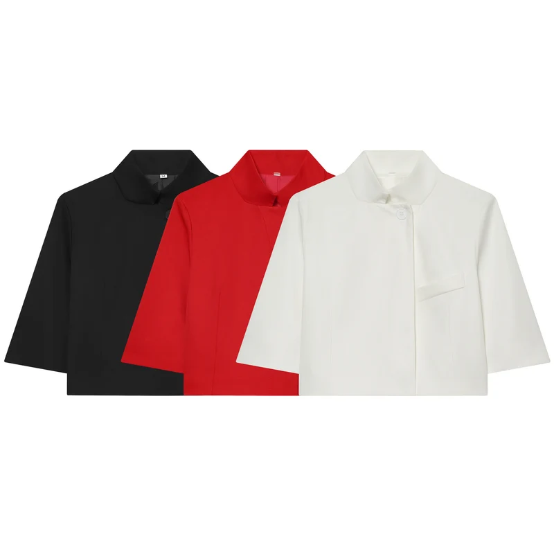 Damen 40+ kurzes Cape‑Blouson mit Stehkragen und Zierknopf Drune