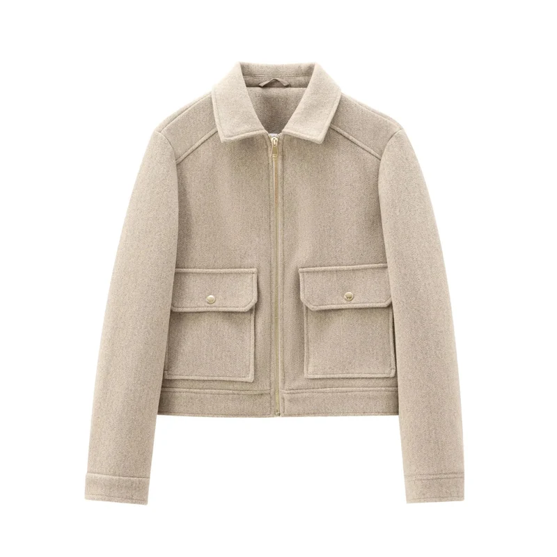 Damen 40+ kurze Woll‑Blousonjacke mit goldfarbenem Reißverschluss und aufgesetzten Pattentaschen Drune