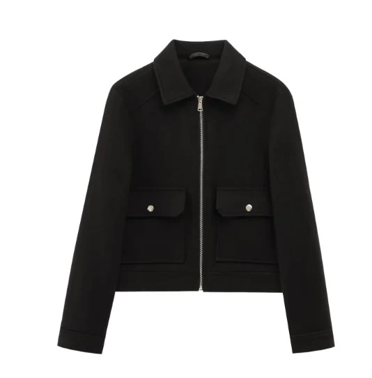 Damen 40+ kurze Woll‑Blousonjacke mit goldfarbenem Reißverschluss und aufgesetzten Pattentaschen Drune