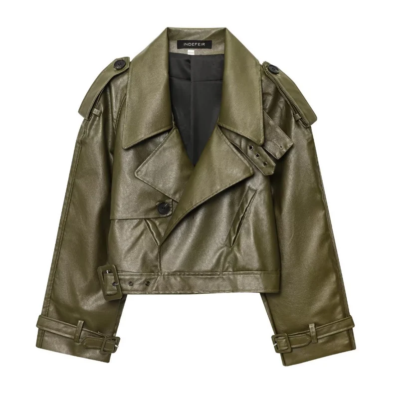 Damen 300+ taillierte Cropped-Bikerjacke aus Kunstleder mit großem Revers, Schulterklappen und Taillengürtel Drune