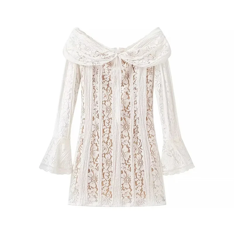 Damen 300+ Maxikleid aus Spitze mit Carmen‑Ausschnitt, ausgestellten Glockenärmeln und figurumspielender Silhouette Drune