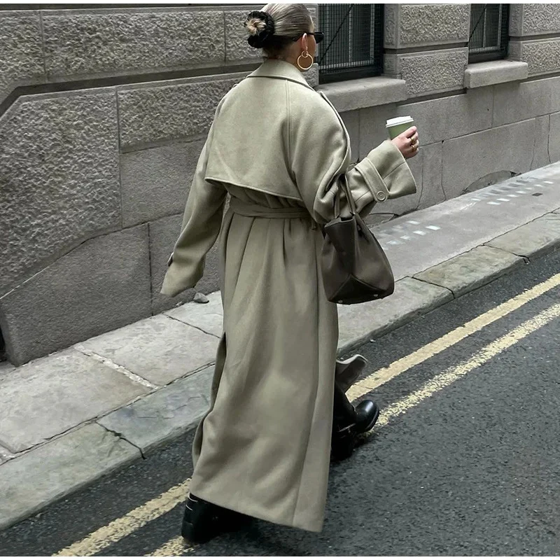 Damen 300+ langer oversized Trenchcoat mit Taillengürtel und Schulterpatten Drune