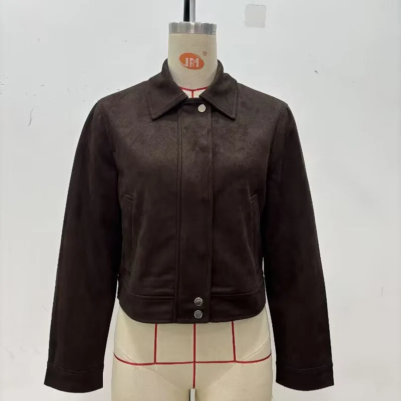 Damen 30+ kurz geschnittene Veloursjacke im Blousonstil mit Hemdkragen und verdeckter Druckknopfleiste Drune