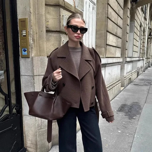 Damen 2200+ Wollmix‑Longmantel im Oversize‑Schnitt mit doppelreihiger Knopfleiste und verstellbaren Manschetten Drune