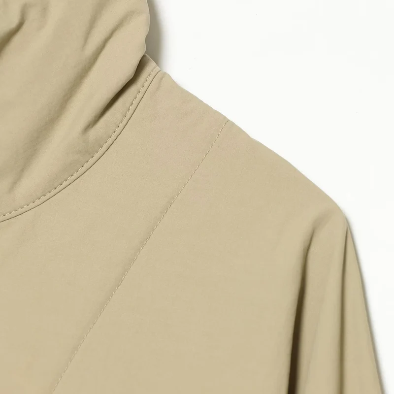 Damen Oversized Regenjacke im Cape‑Stil mit Stehkragen und Druckknopfblende Drune