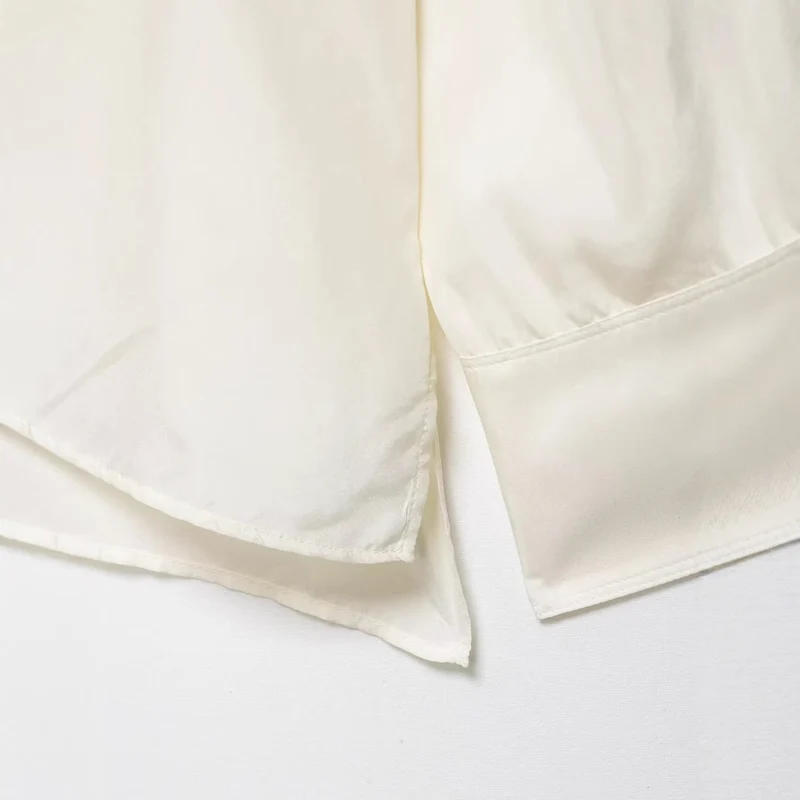 Damen Oversize-Seidenbluse mit Stehkragen und verdeckter Knopfleiste Drune
