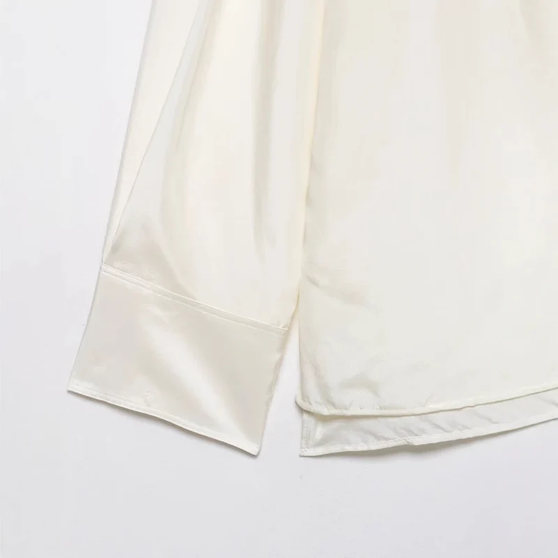 Damen Oversize-Seidenbluse mit Stehkragen und verdeckter Knopfleiste Drune