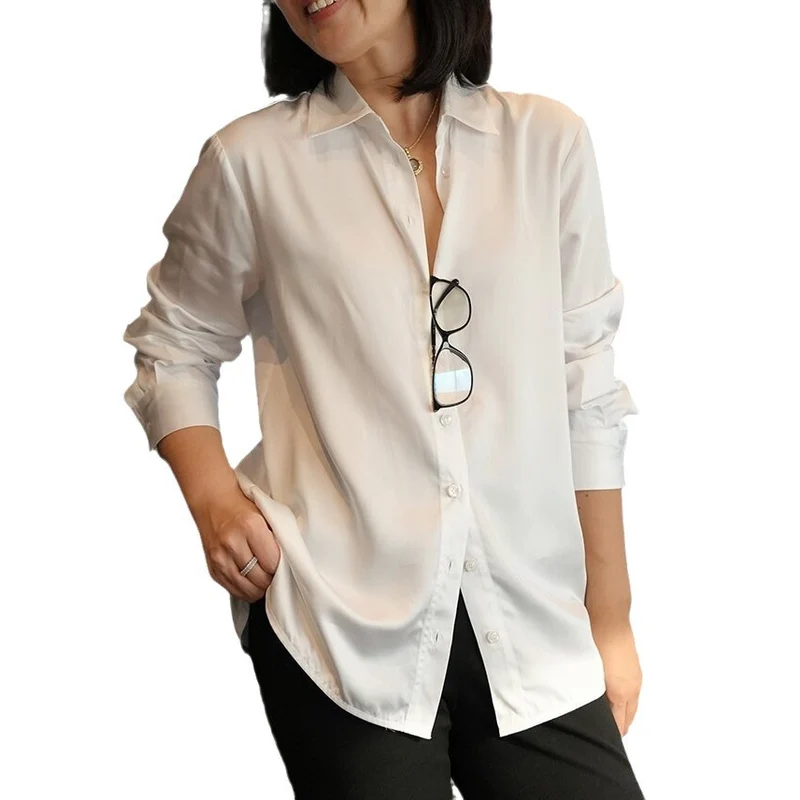 Damen Zeitlose taillierte Baumwollpopeline-Bluse mit Kentkragen und geschwungener Saum Drune
