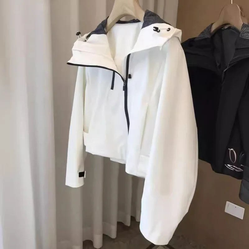 Damen Wasserabweisende Kapuzenjacke im minimalistischen Urban-Design mit verdecktem Reißverschluss Drune