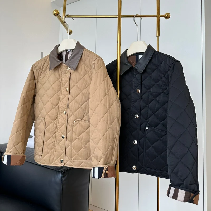 Damen Steppjacke mit Kontrastkragen aus Lederoptik und Druckknopfverschluss Drune