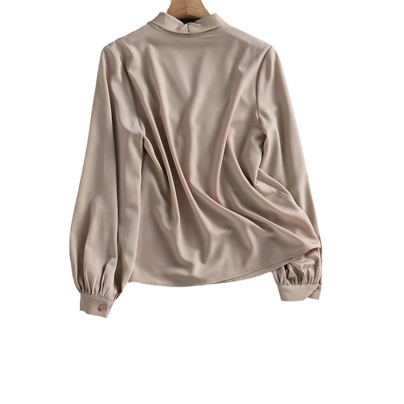Damen Satinbluse mit Schalkragen und doppelreihiger Knopfleiste Drune