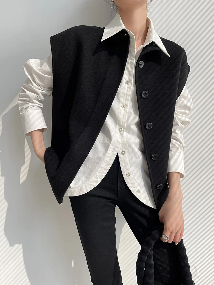 Damen Oversize-Weste mit Stehkragen, kastiger Silhouette und Knopfleiste Drune