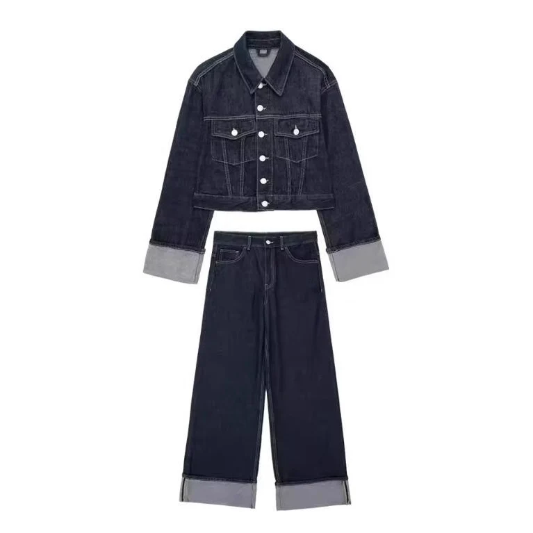 Damen 1700+ Cropped Jeansjacke mit überlangen Umschlagmanschetten und kastiger Silhouette Drune