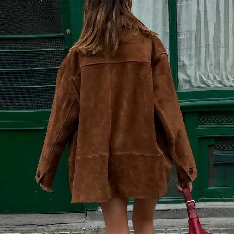 Damen 100+ oversized Wildlederoptik-Blousonjacke mit Pattentaschen und Knopfleiste Drune