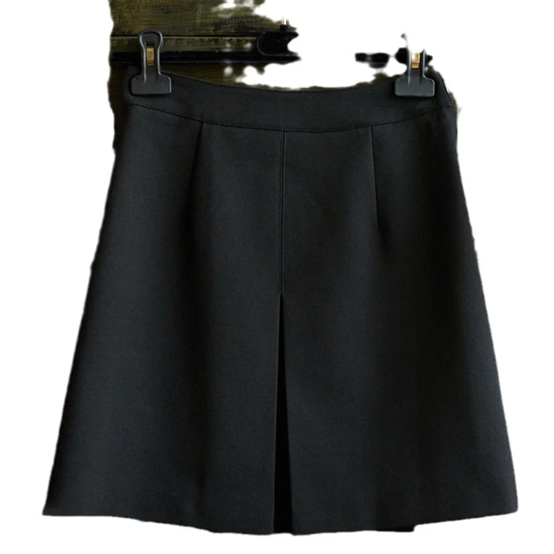 Damen Eleganter Faltenrock mit Kette Drune