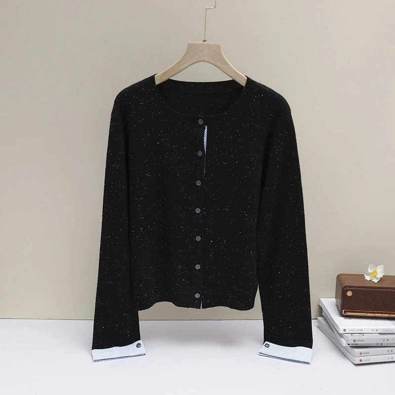 Damen Kurz geschnittener Feinstrick-Cardigan mit kontrastierenden Hemdblusenmanschetten Drune
